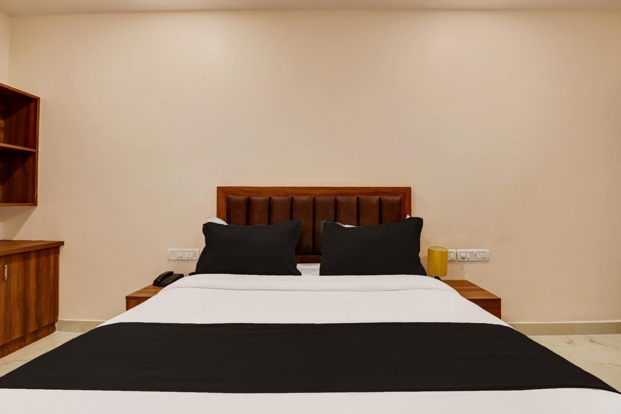 Super Townhouse Arekere Near Mithai Mahal Bangalore Exterior photo